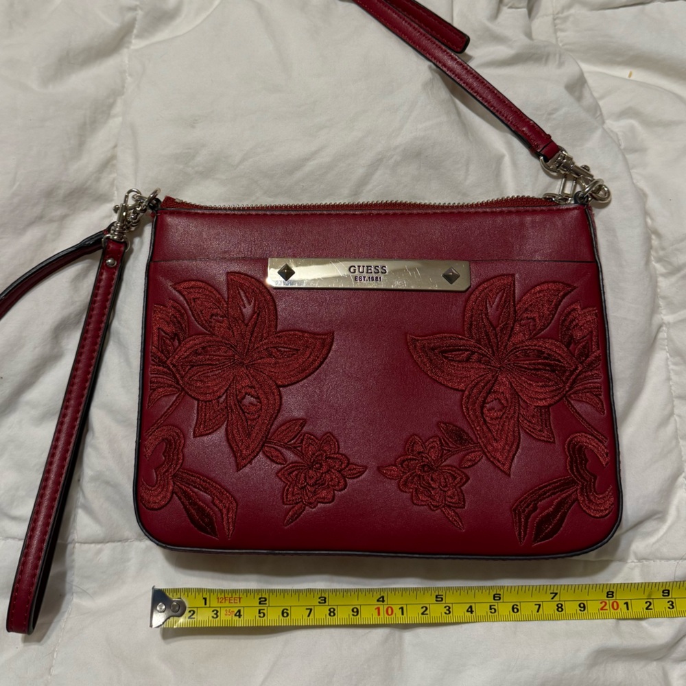 Guess purse